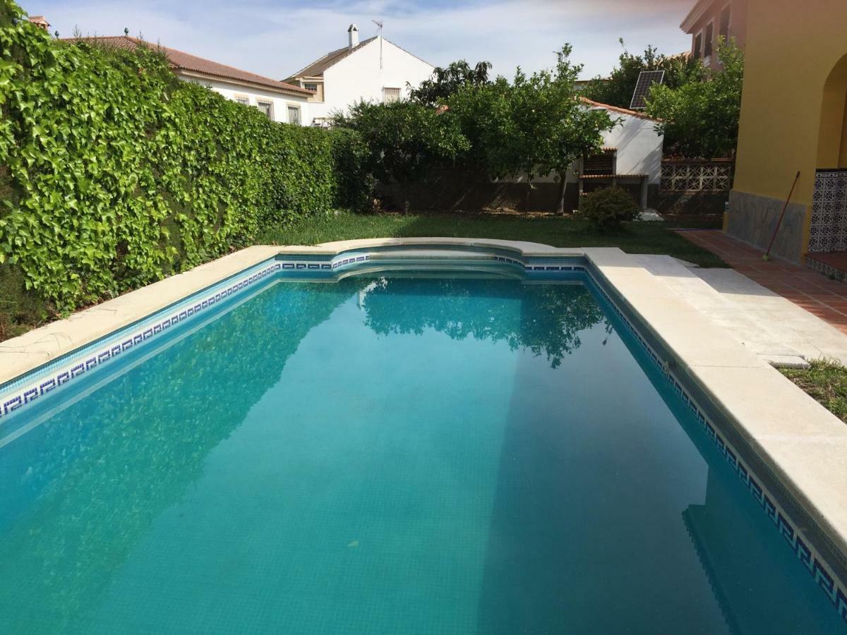 Chalet Con Barbacoa, Chimenea Y Piscina En Alhaurin De La Torre "No Emitimos Factura" 外观 照片